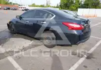 2017 Nissan ALTIMA фото