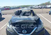 2017 Nissan ALTIMA фото
