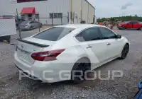 2017 Nissan ALTIMA фото