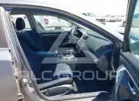 2017 Nissan ALTIMA photo