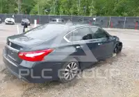 2017 Nissan ALTIMA фото