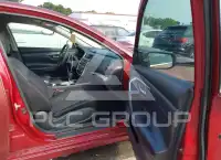 2017 Nissan ALTIMA photo