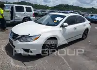 2017 Nissan ALTIMA photo