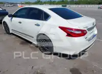 2017 Nissan ALTIMA фото