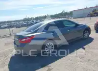 2017 Nissan ALTIMA фото