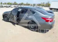 2017 Nissan ALTIMA photo