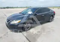 2017 Nissan ALTIMA photo