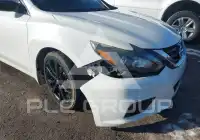 2017 Nissan ALTIMA фото