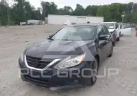 2017 Nissan ALTIMA photo