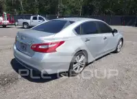 2017 Nissan ALTIMA фото