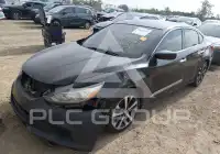 2017 Nissan ALTIMA photo
