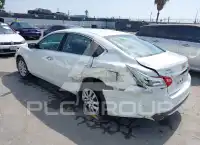 2017 Nissan ALTIMA photo