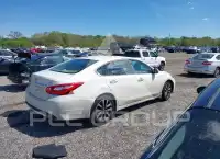 2017 Nissan ALTIMA фото
