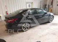 2017 Nissan ALTIMA photo