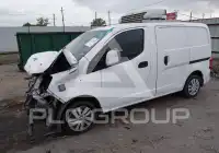 2017 Nissan NV 200 photo