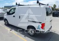 2017 Nissan NV 200 фото