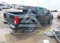 2017 Nissan FRONTIER фото
