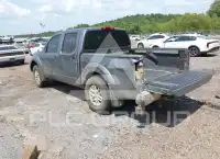 2017 Nissan FRONTIER фото