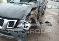 2017 Nissan FRONTIER фото