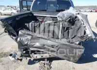2017 Nissan FRONTIER photo