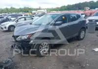2017 Nissan ROGUE photo