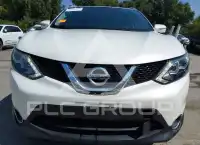 2017 Nissan ROGUE photo