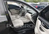 2017 Nissan ROGUE photo