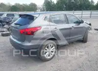 2017 Nissan ROGUE photo