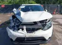 2017 Nissan ROGUE фото