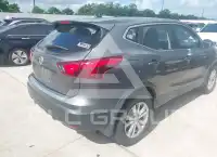 2017 Nissan ROGUE photo
