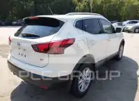 2017 Nissan ROGUE photo