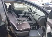 2017 Nissan ROGUE photo
