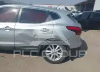 2017 Nissan ROGUE photo