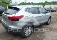 2017 Nissan ROGUE photo