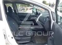 2017 Nissan VERSA фото