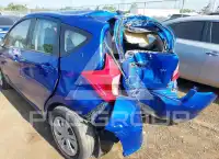 2017 Nissan VERSA фото