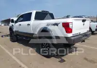 2017 Nissan TITAN фото