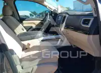 2017 Nissan TITAN фото