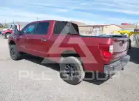 2017 Nissan TITAN фото