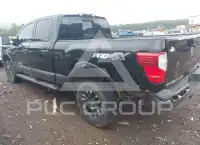 2017 Nissan TITAN photo