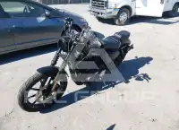 2017 Harley-Davidson XL883 photo