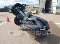 2017 Harley-Davidson FLHX фото