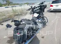 2017 Harley-Davidson FLHX photo