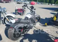 2017 Harley-Davidson FXSB фото
