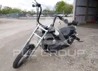 2017 Harley-Davidson FXDWG photo