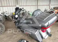 2017 Harley-Davidson FLHTK photo