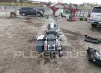 2017 Harley-Davidson FLHR photo