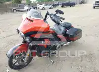 2017 Harley-Davidson FLHX фото