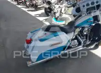 2017 Harley-Davidson FLHTCU фото