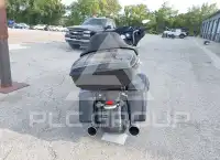 2017 Harley-Davidson FLHX фото